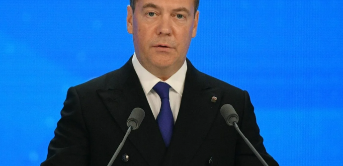 Медведев: с политического поля необходимо убрать антигосударственные  силы